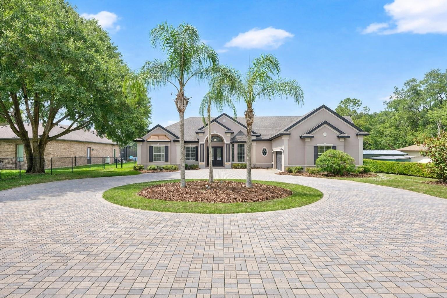 5300 CUB LAKE DRIVE