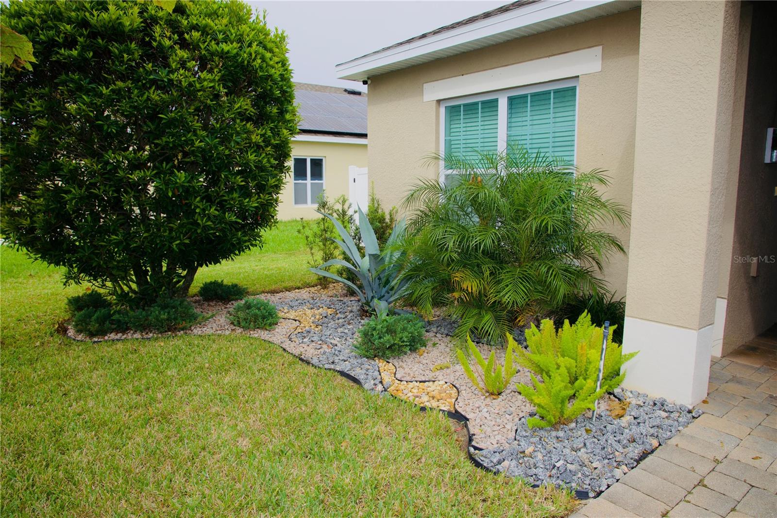 247 WHISPERING PINES WAY