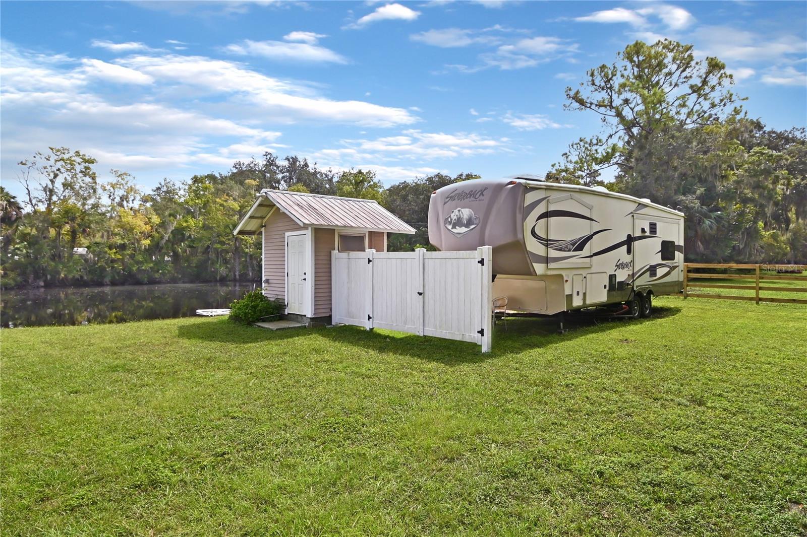 CORBIN PARK UNIT 03 - Residential