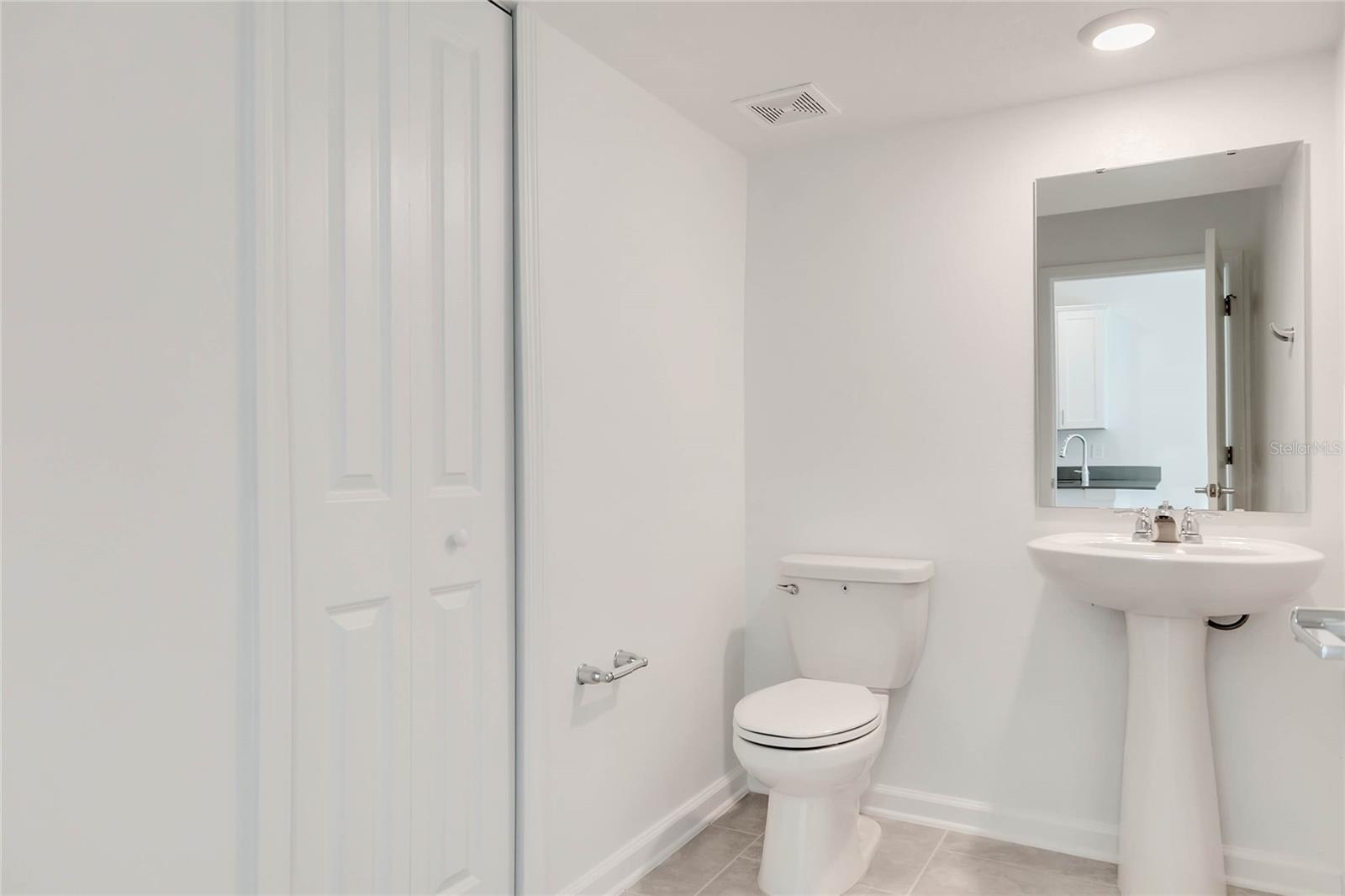 LAKE WILSON RESERVE - Residential Lease