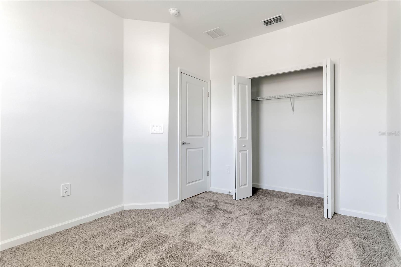 LAKE WILSON RESERVE - Residential Lease