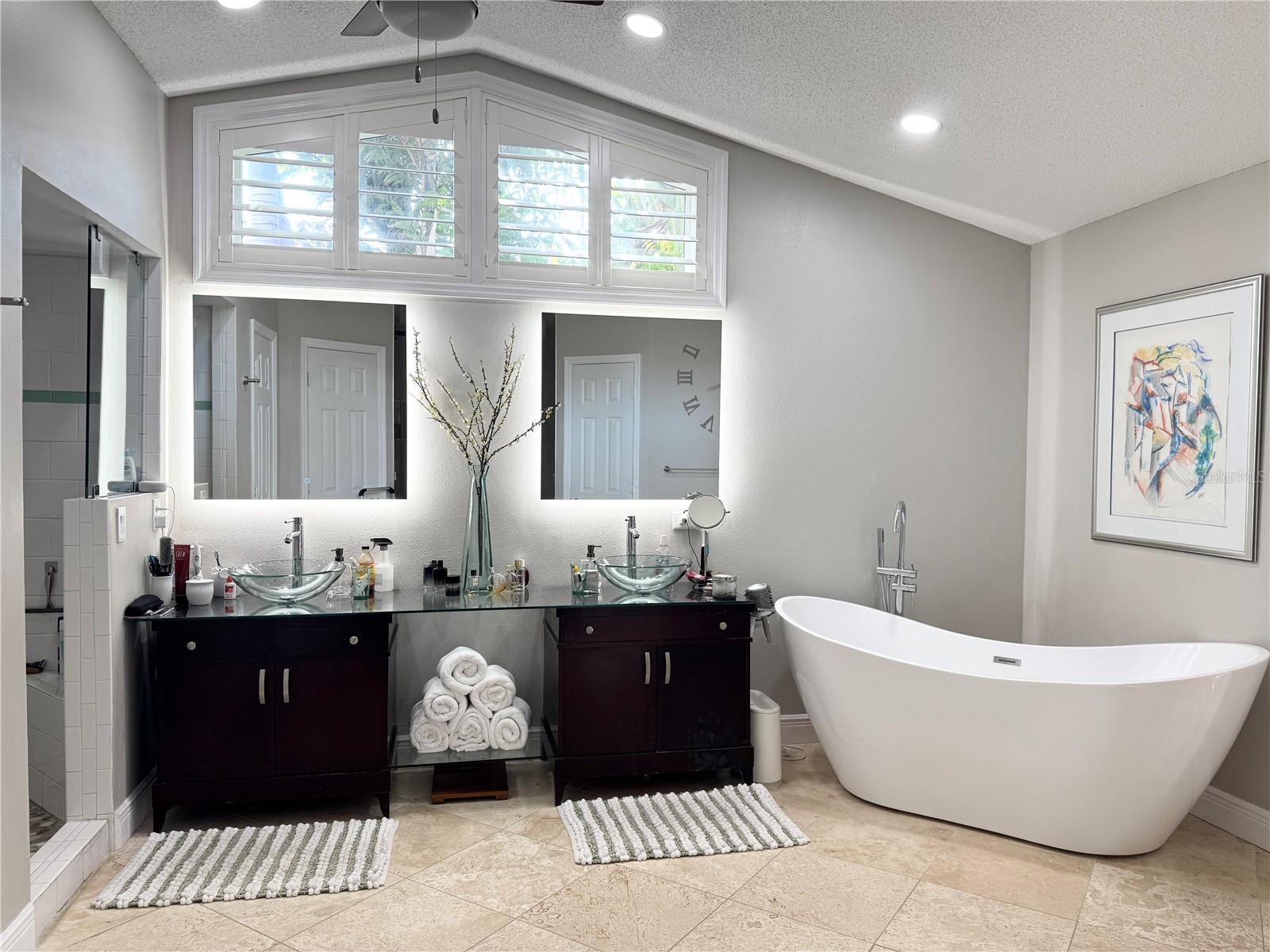 GRANADA VILLAS PH 04 - Residential