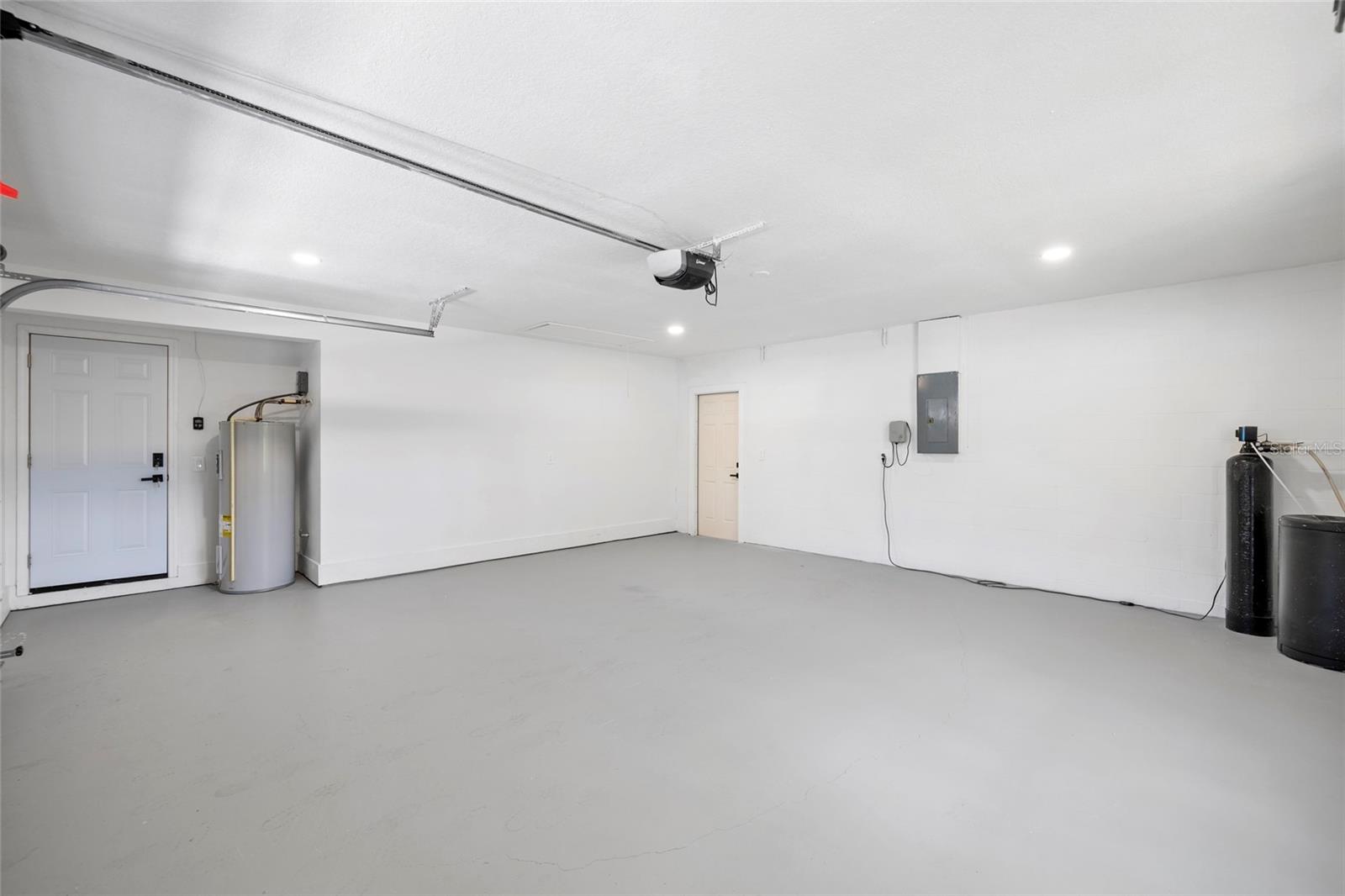 CHAPMAN MANORS - Residential