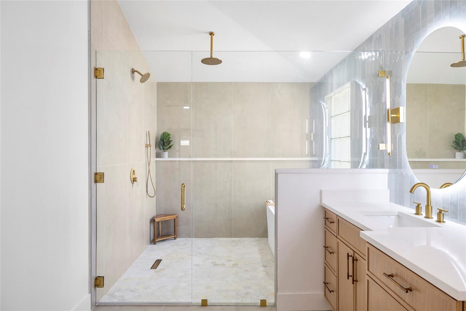 CHAPMAN MANORS - Residential