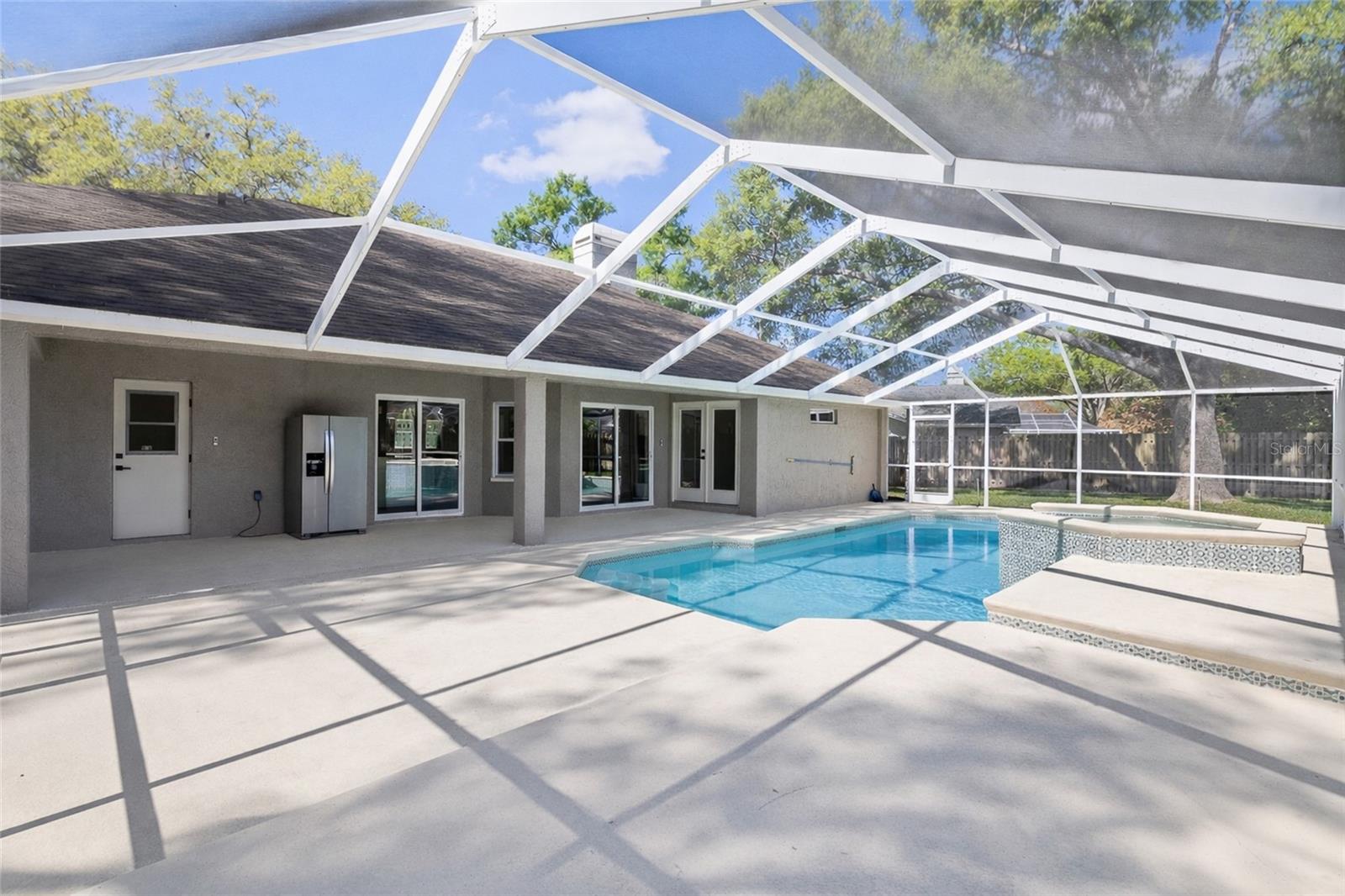 CHAPMAN MANORS - Residential