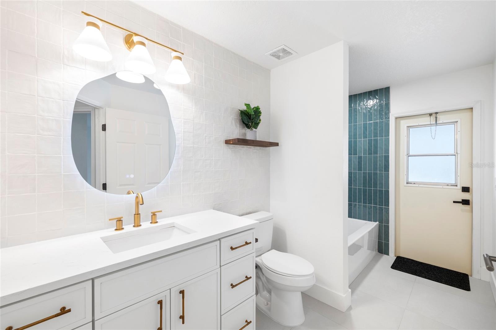 CHAPMAN MANORS - Residential