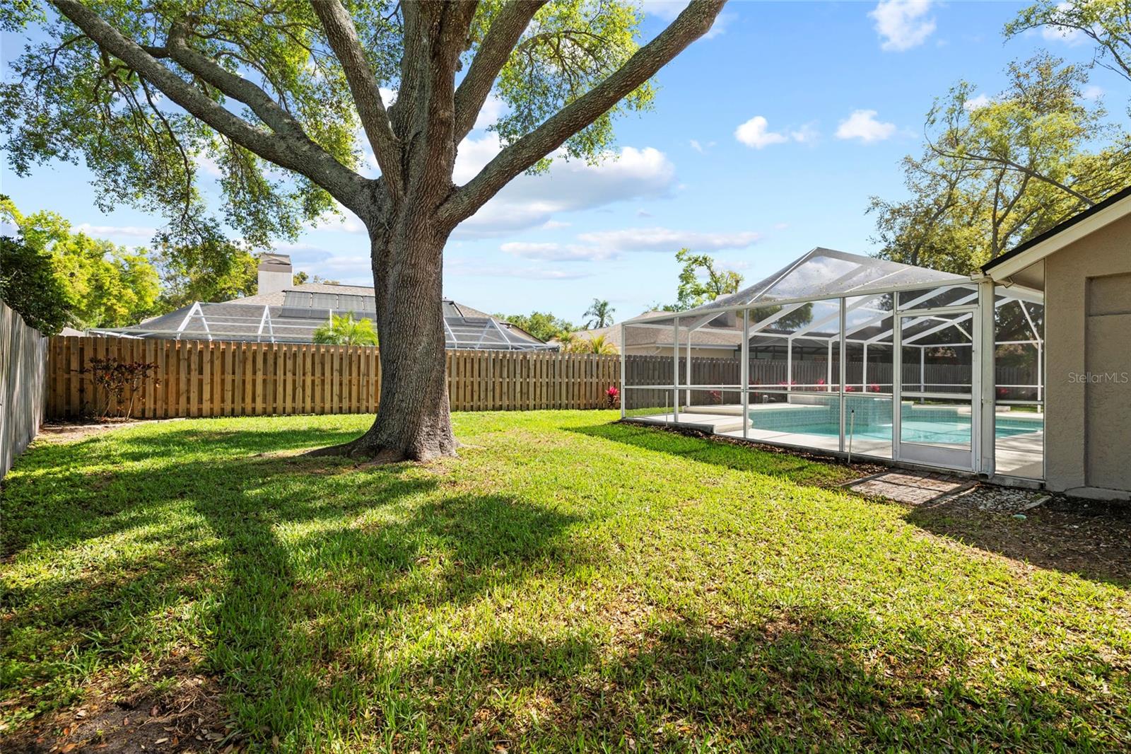 CHAPMAN MANORS - Residential