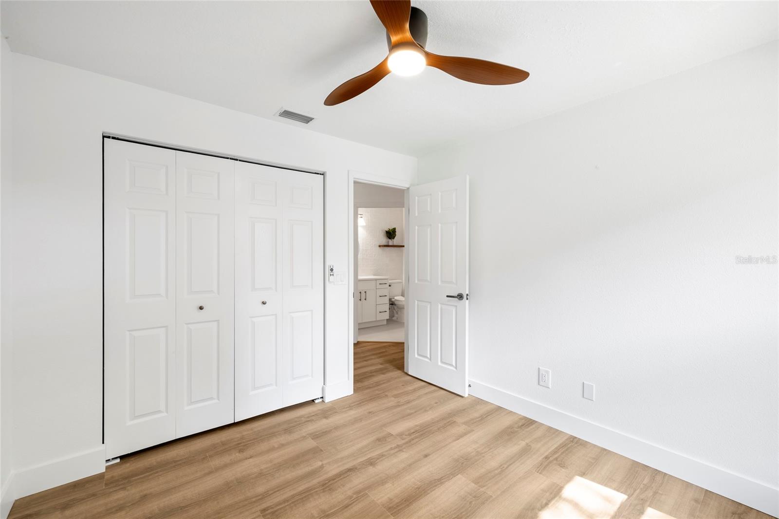 CHAPMAN MANORS - Residential