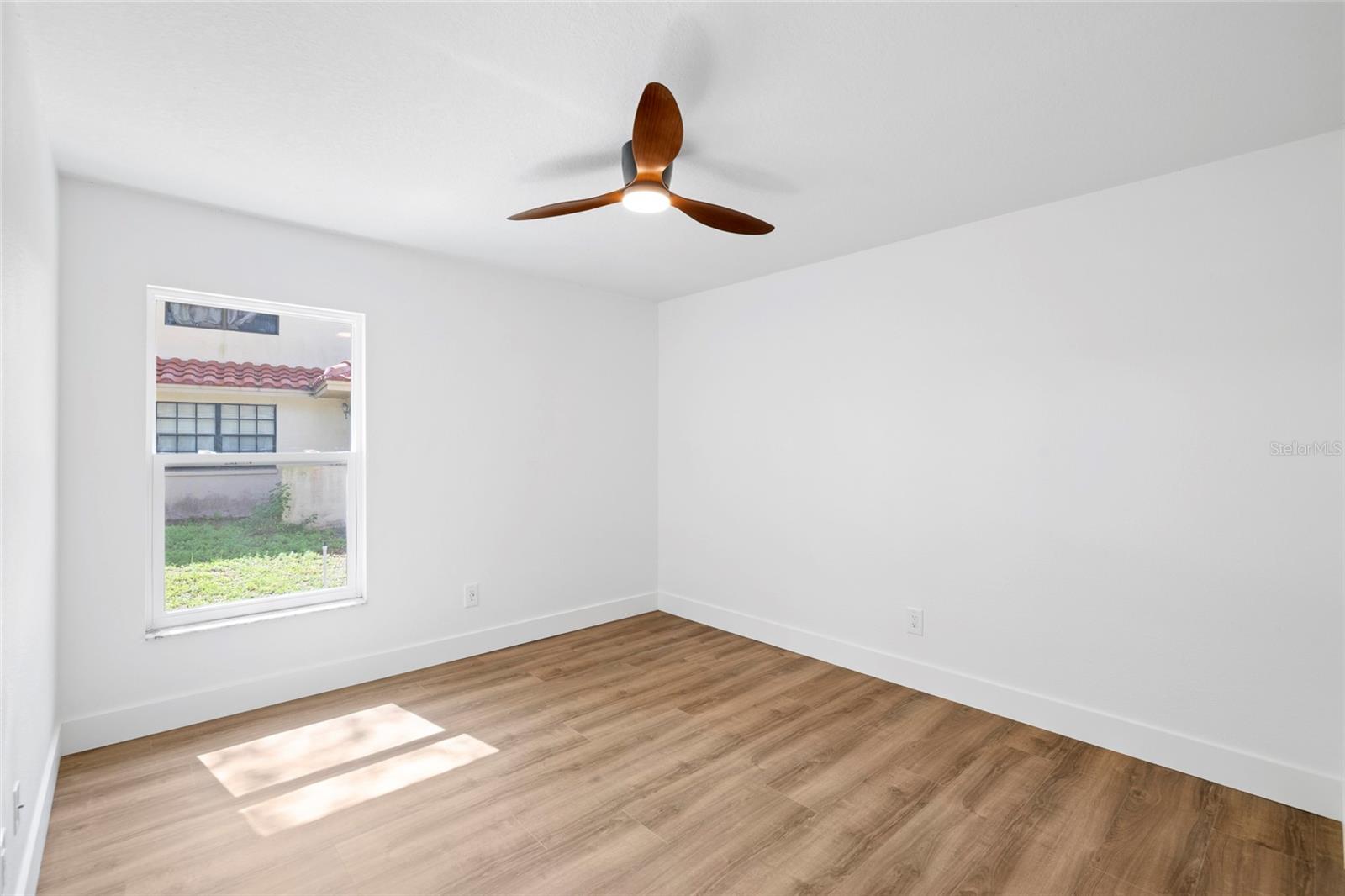 CHAPMAN MANORS - Residential