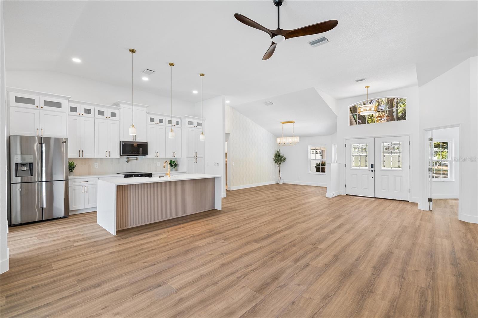 CHAPMAN MANORS - Residential