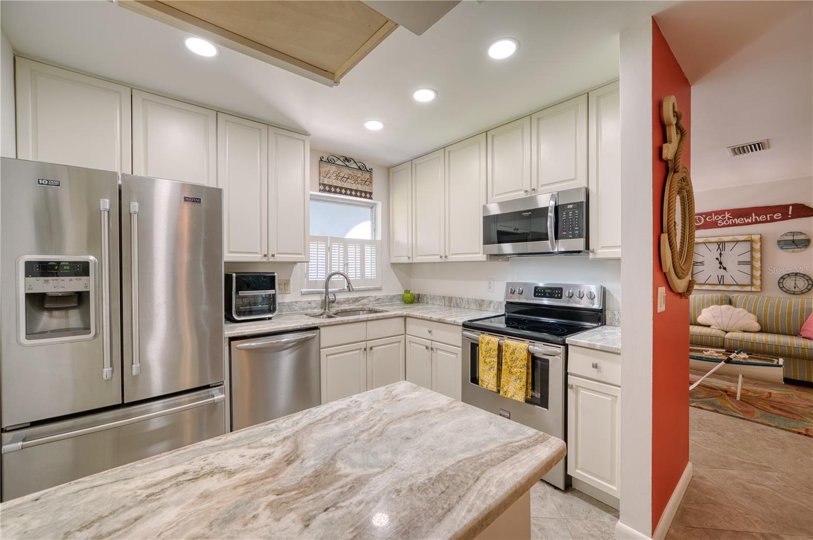 CORTEZ VILLAS CONDO 5 PH A - Residential