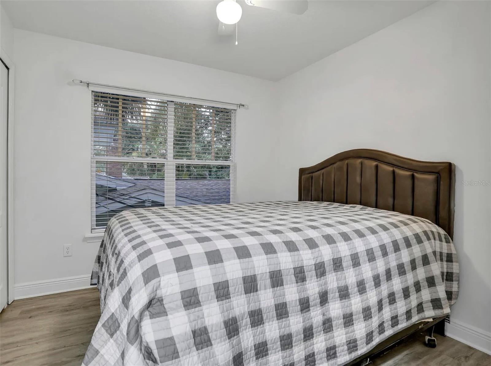 LAKE LAWSONA PLACE - Residential