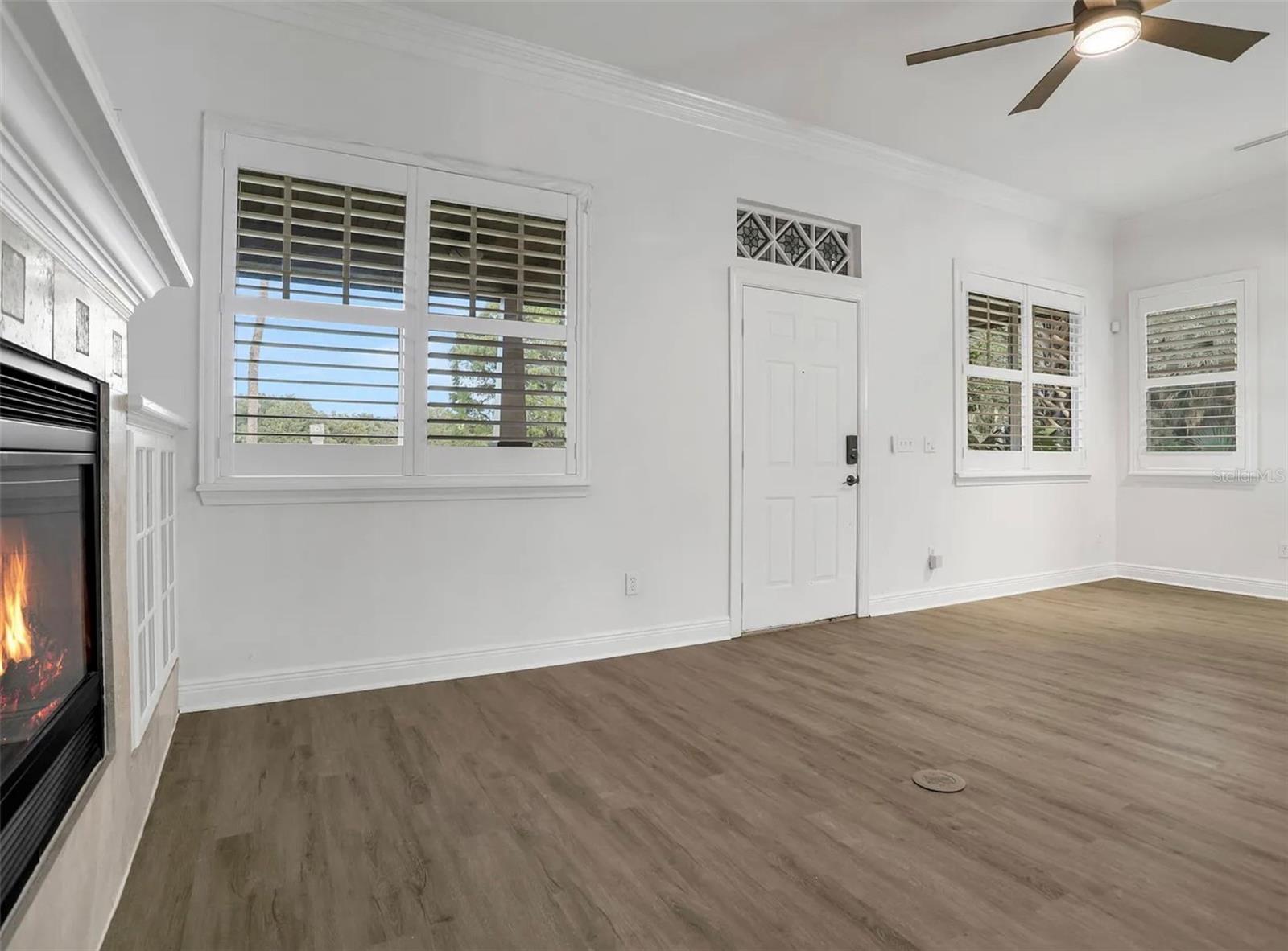 LAKE LAWSONA PLACE - Residential