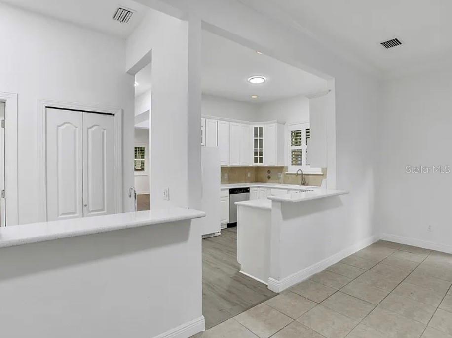 LAKE LAWSONA PLACE - Residential