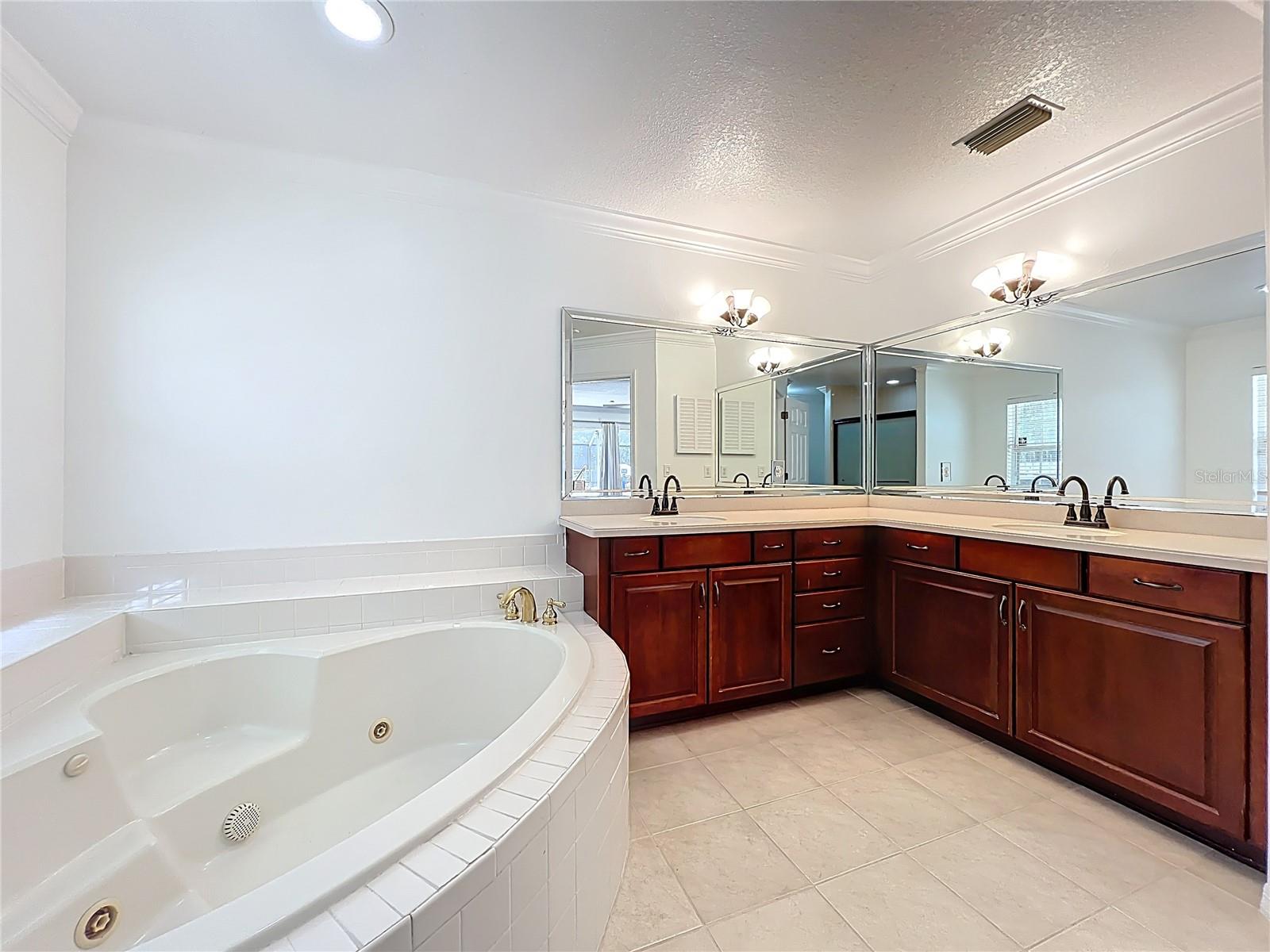 DEERWOOD - Residential