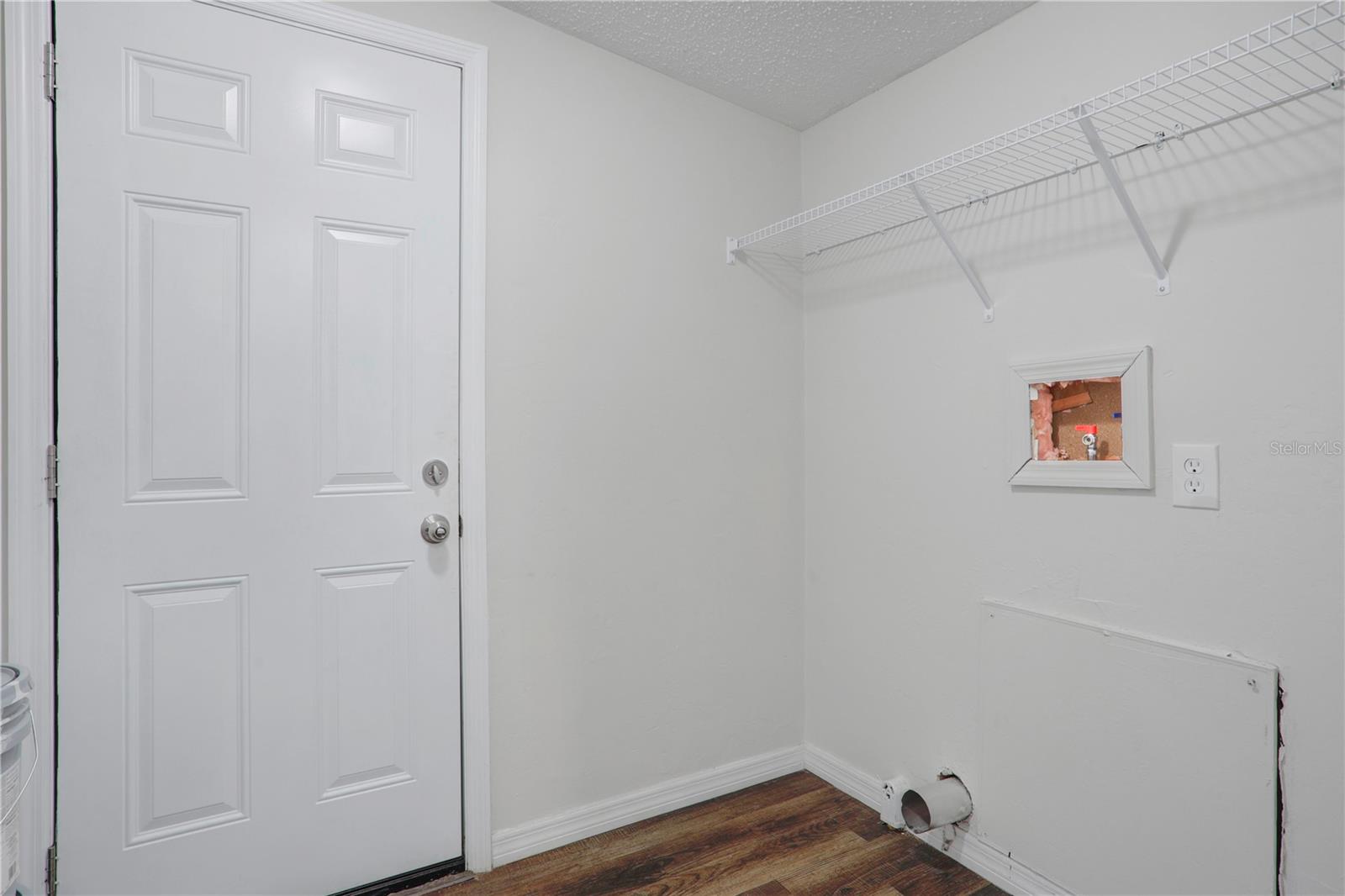 UNIVERSITY OAKS MANOR - Residential