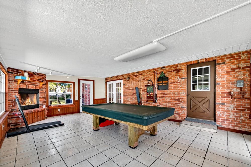 KEYSTONE HILLS - Residential