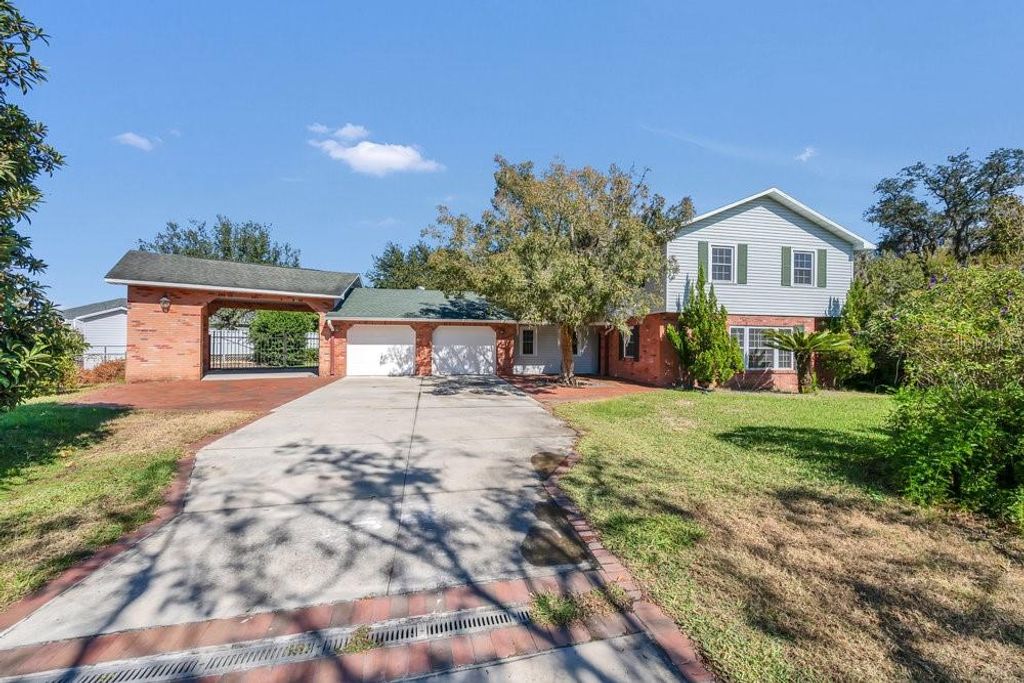 Photo of 223 Denese Lane, Auburndale, FL 33823 (MLS # O6372591)