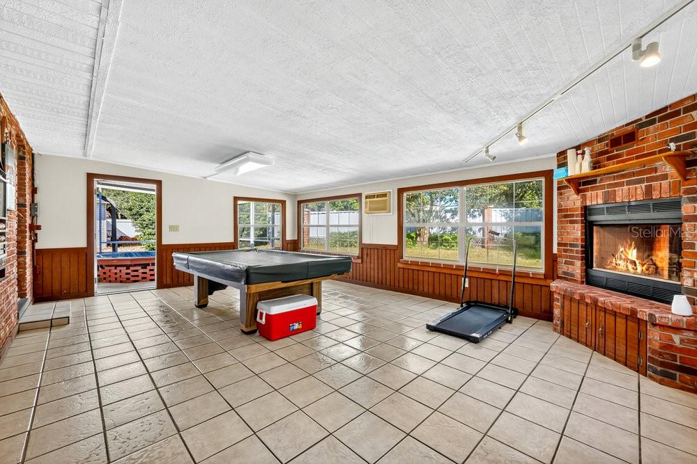 KEYSTONE HILLS - Residential