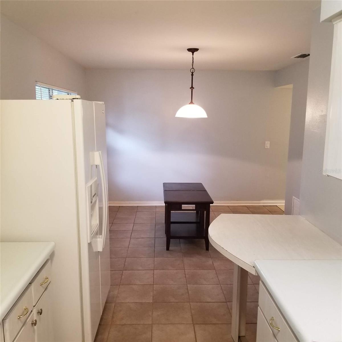 TOWN'N COUNTRY PARK UNIT N O 20 LOT 14 BLOCK 46 - Residential Lease