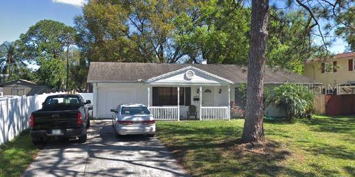 TOWN'N COUNTRY PARK UNIT N O 20 LOT 14 BLOCK 46 - Residential Lease