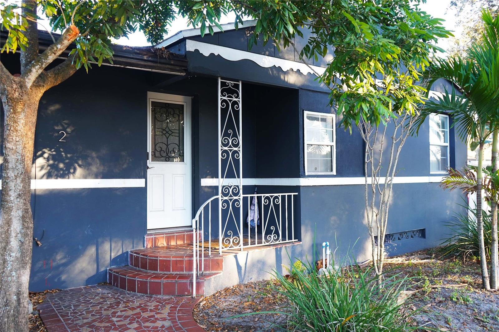 ROSS OAKS - Residential