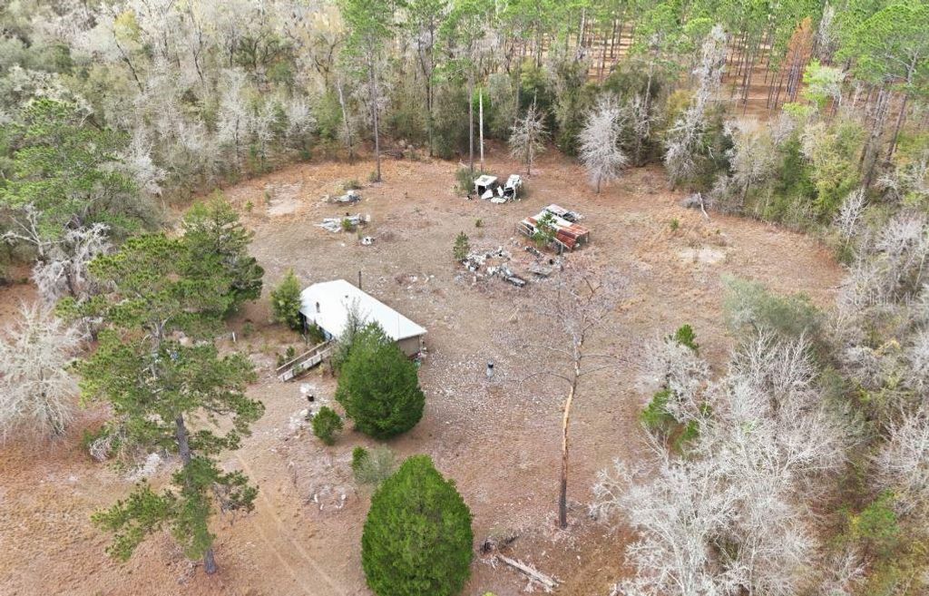 Photo of 17828 NE 21st Street, Gainesville, FL 32609 (MLS # TB8487344)