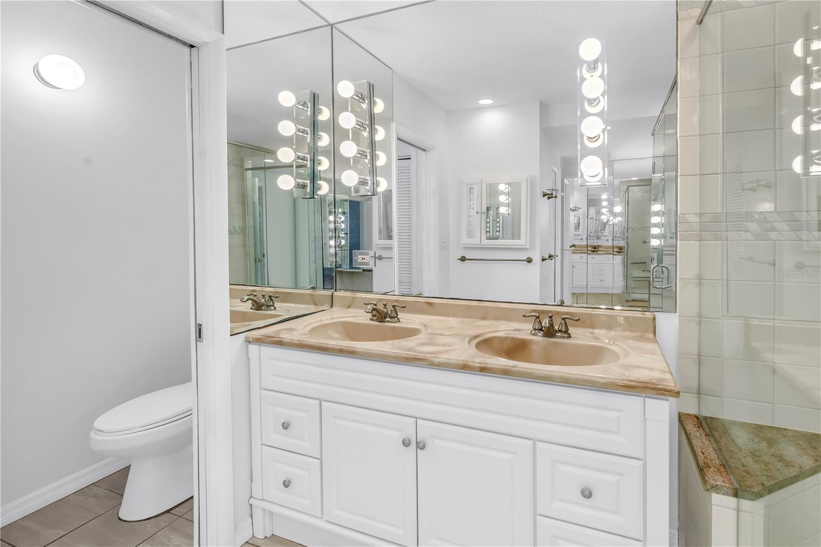 BAYFRONT TOWER CONDO - Residential