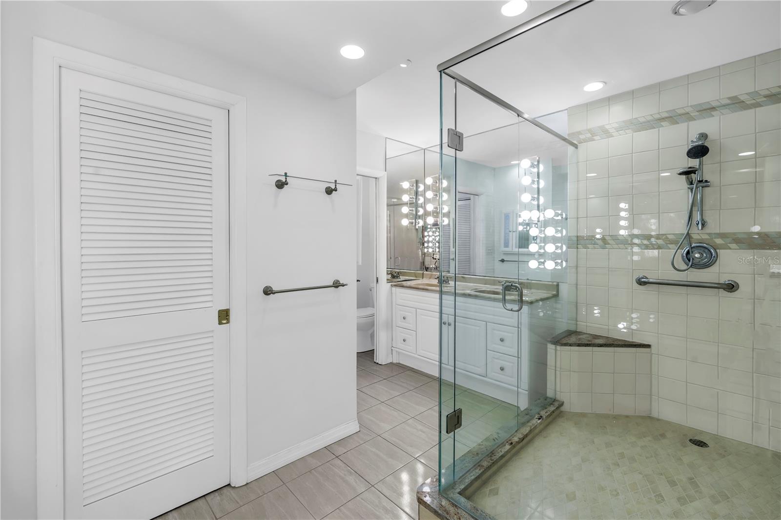 BAYFRONT TOWER CONDO - Residential