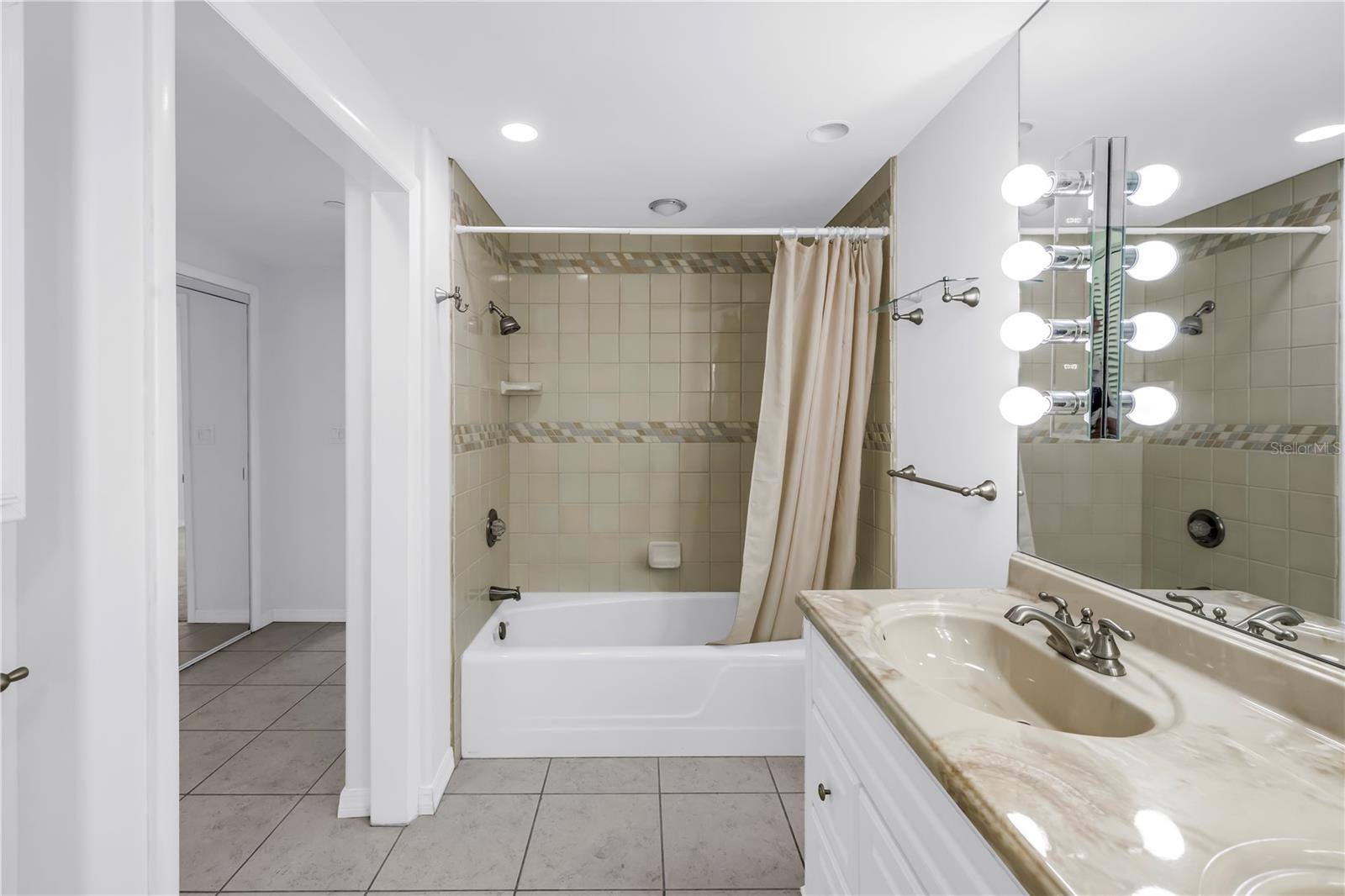 BAYFRONT TOWER CONDO - Residential