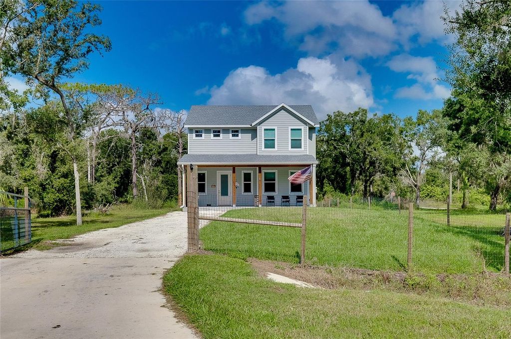 Photo of 14289 Manatee Road, Parrish, FL 34219 (MLS # A4666561)