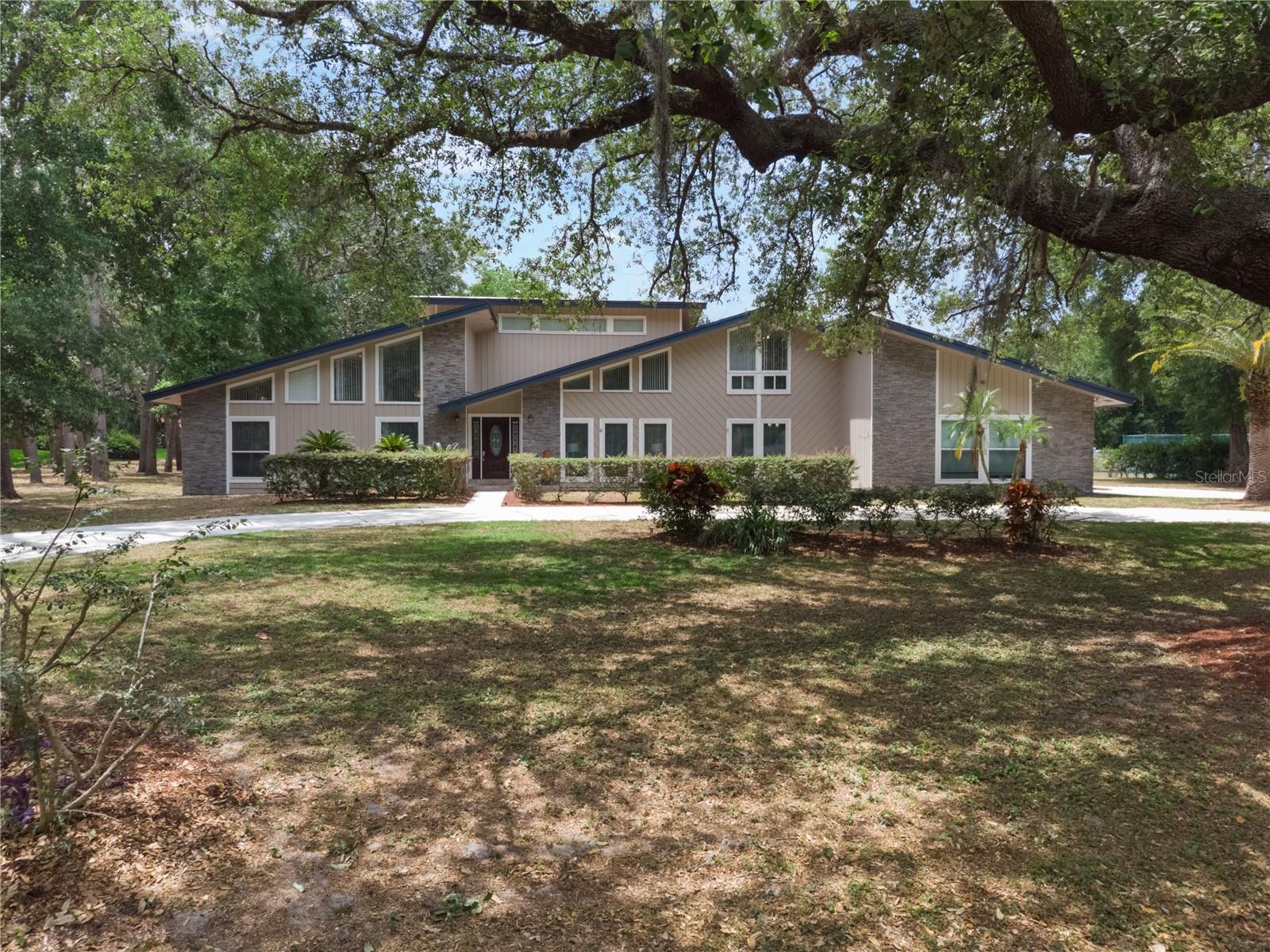 202 SWEETWATER CLUB BOULEVARD