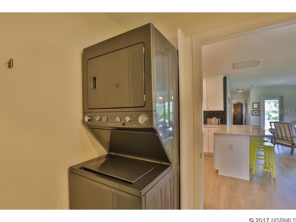 Detwilers N 650 Ft Lt 02 16 17 34 New Smyrna Beach - Residential