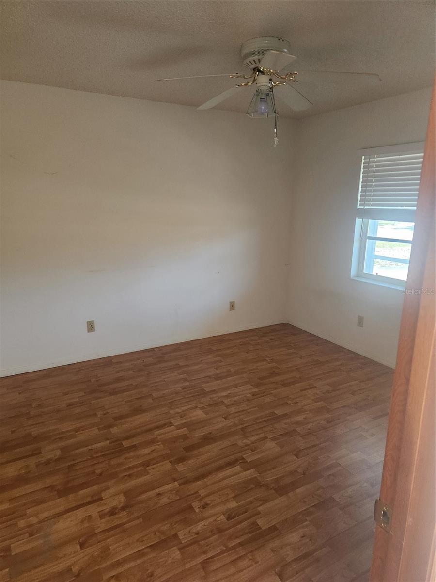 SOUTH VENICE - Residential