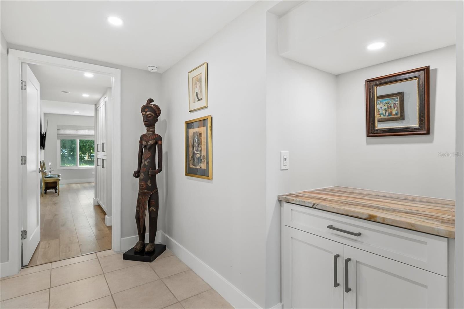 SANDS POINT - Residential