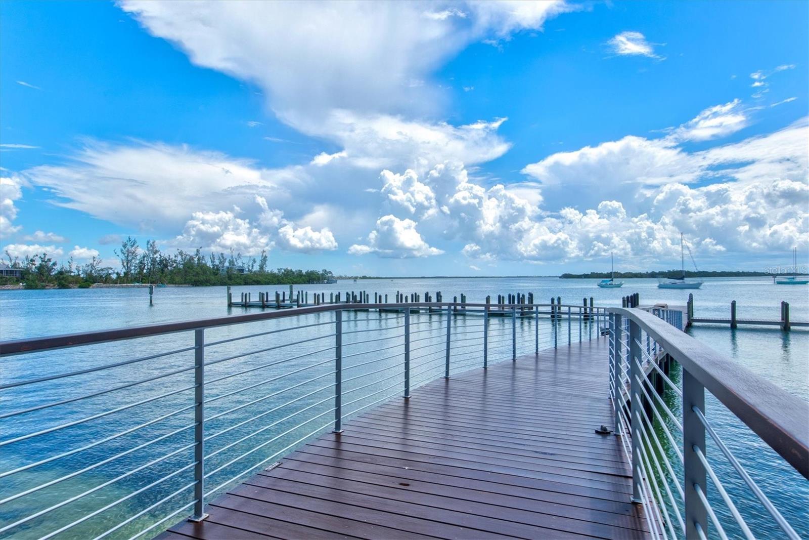 SANDS POINT - Residential