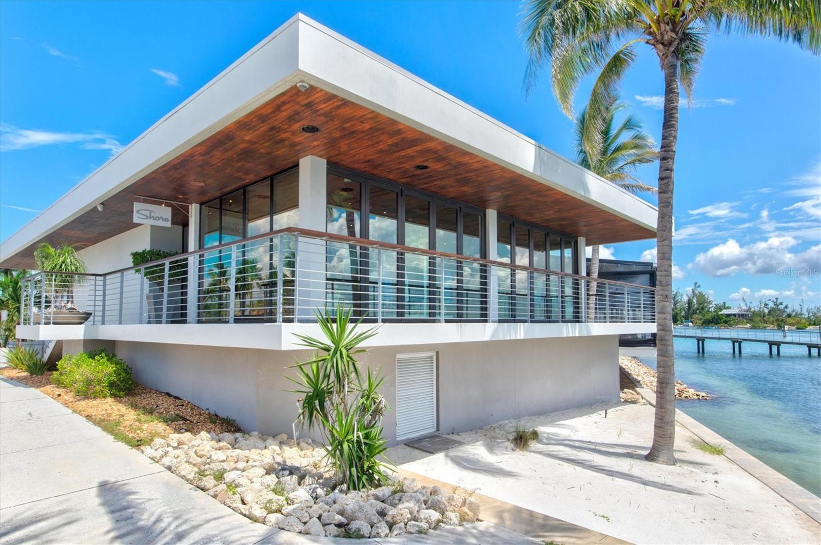 SANDS POINT - Residential