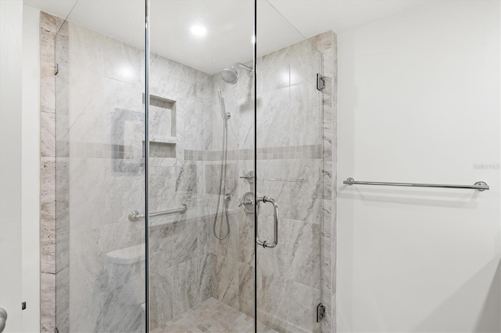 SANDS POINT - Residential