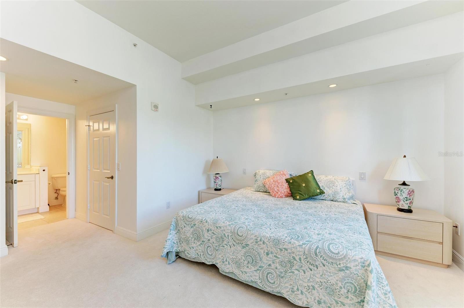 ALINARI - Residential