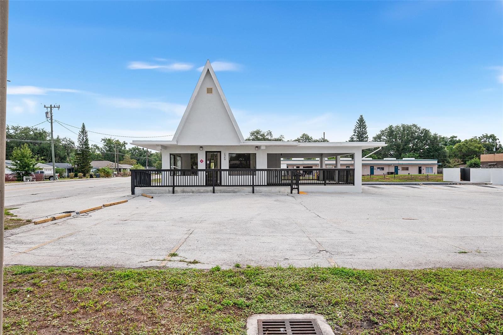 1349 N COMBEE ROAD