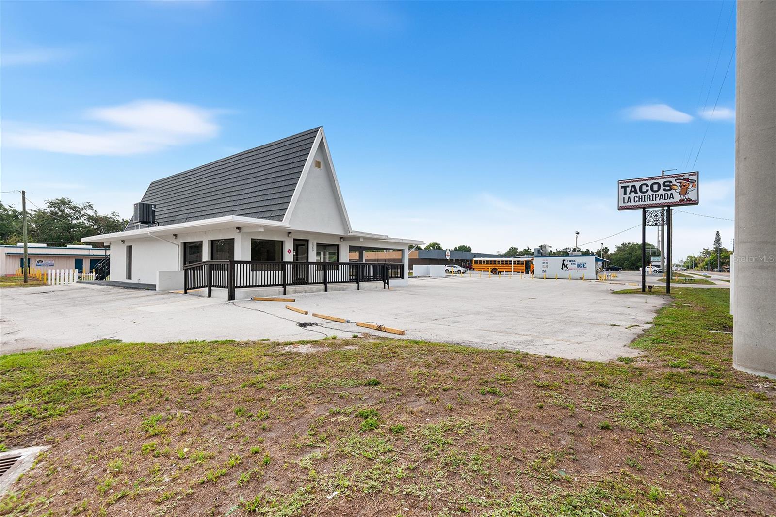1349 N COMBEE ROAD