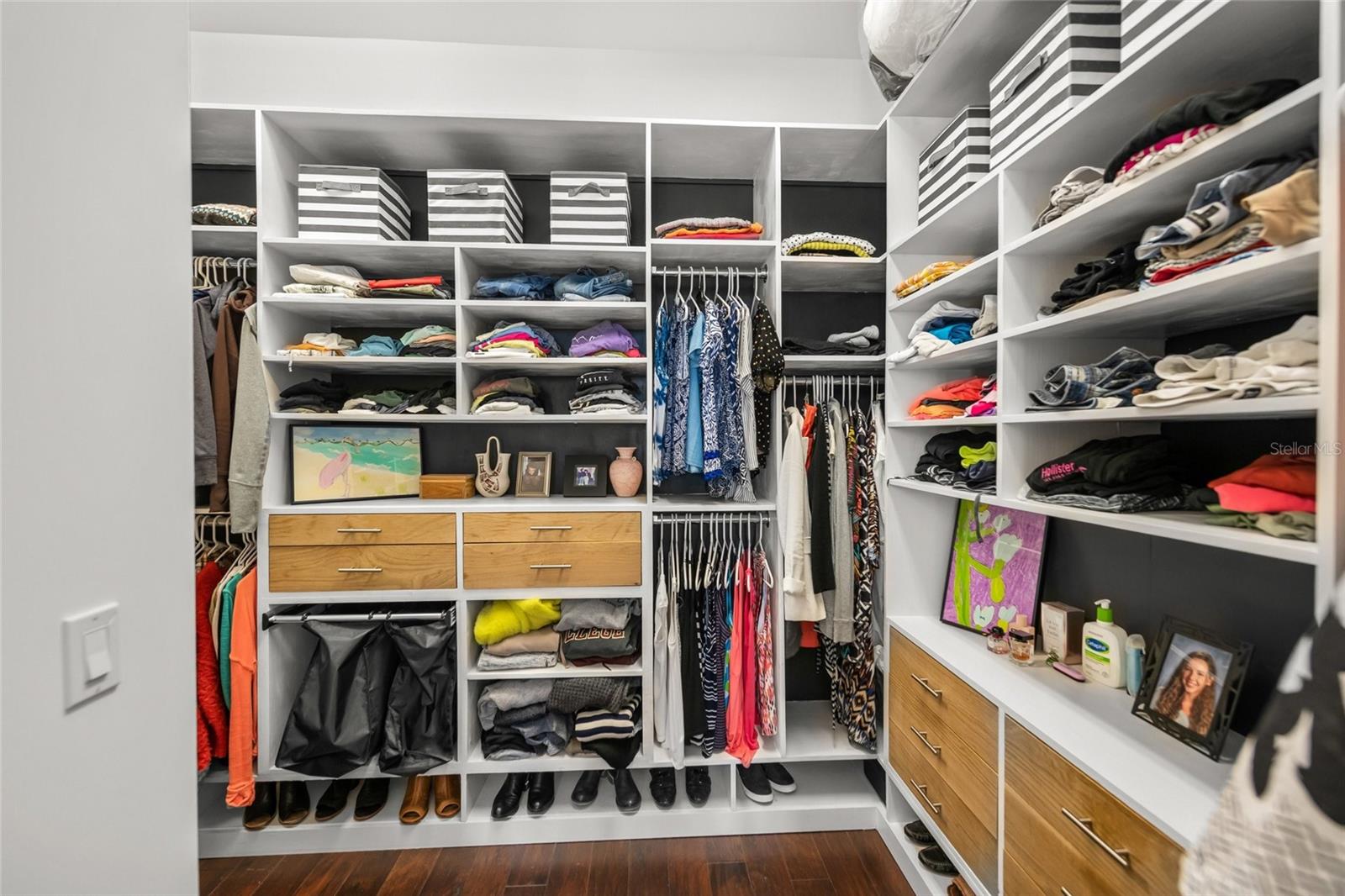 OCEAN VIEW - Residential