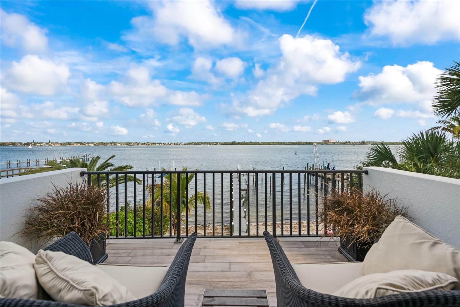 OCEAN VIEW - Residential