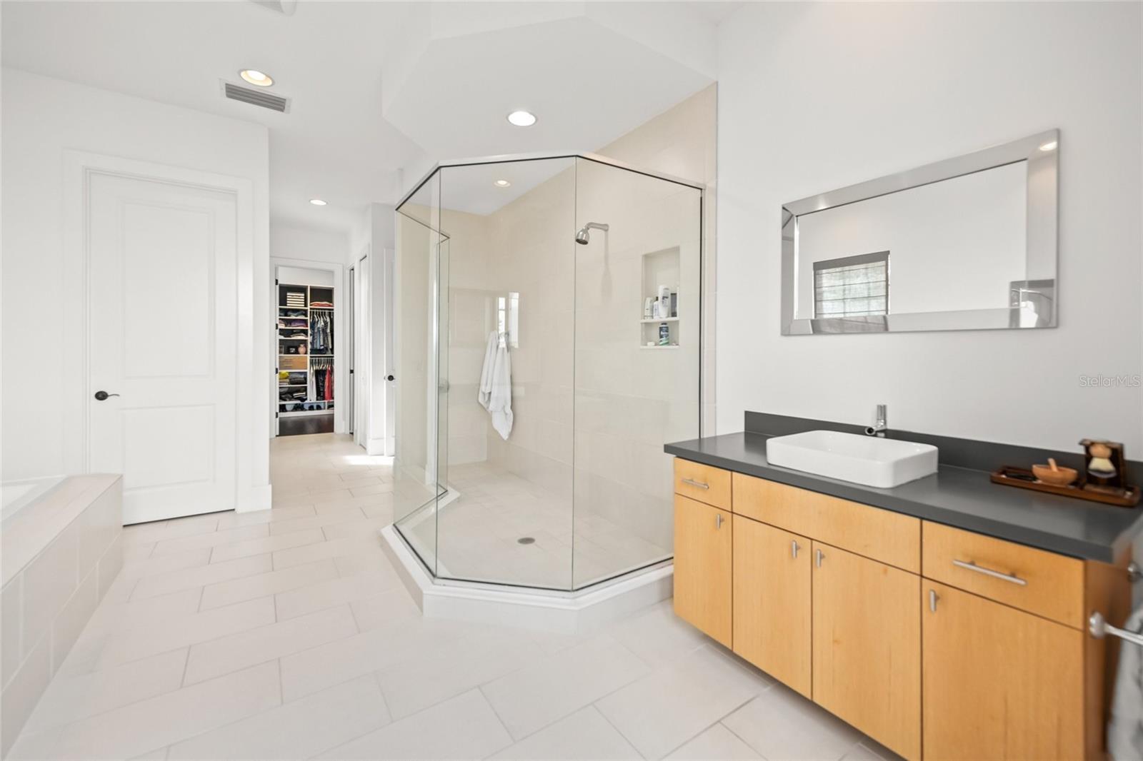 OCEAN VIEW - Residential