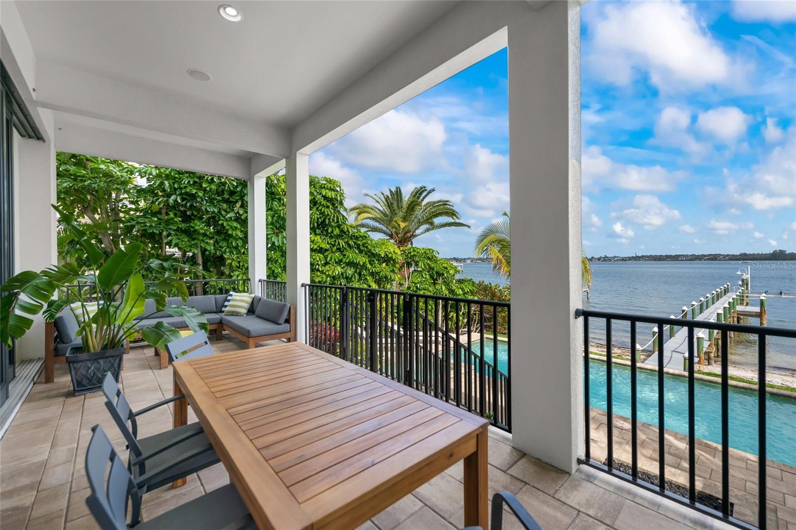 OCEAN VIEW - Residential