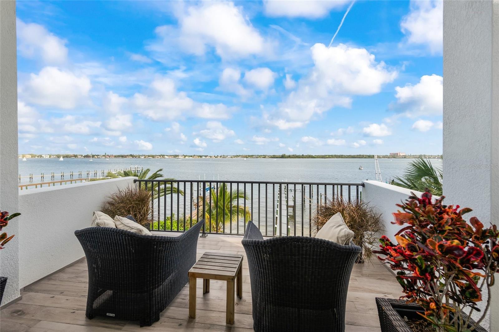 OCEAN VIEW - Residential