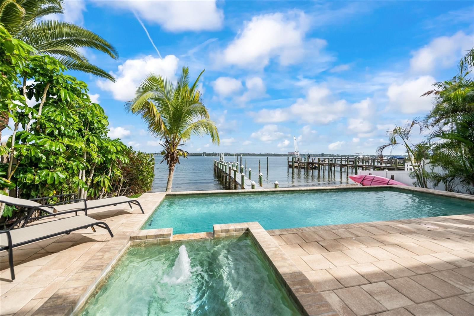 OCEAN VIEW - Residential