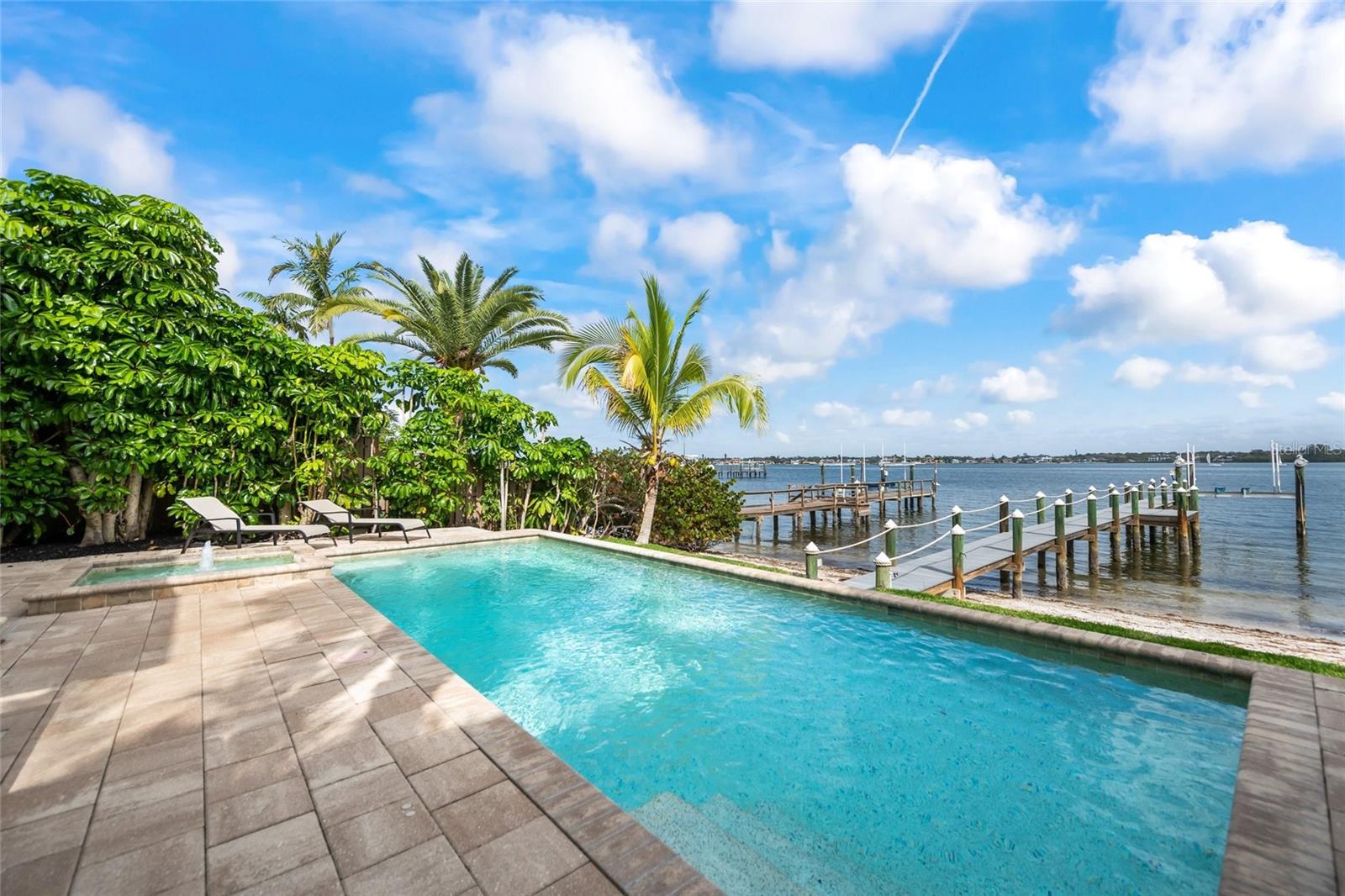 OCEAN VIEW - Residential