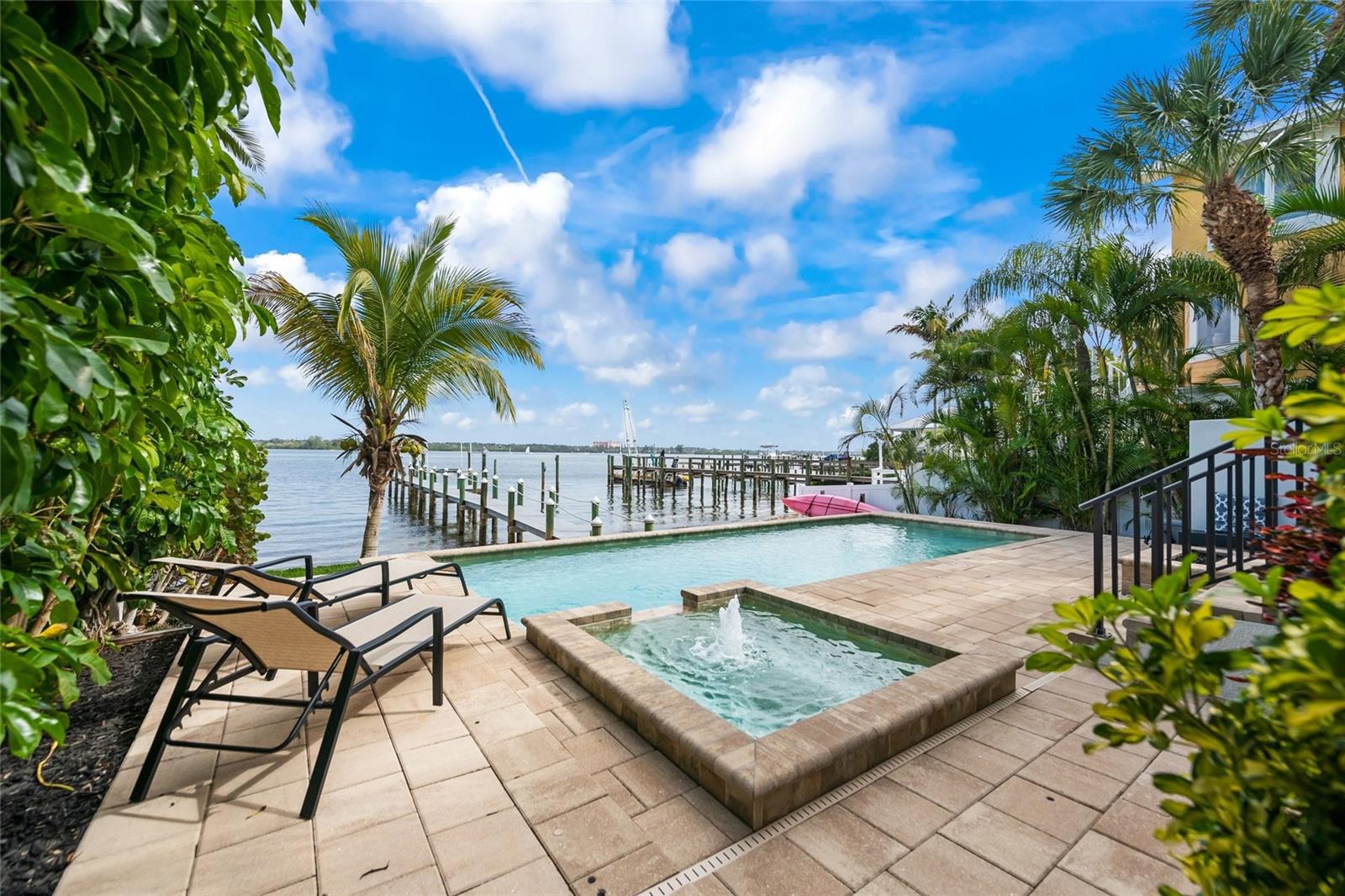 OCEAN VIEW - Residential