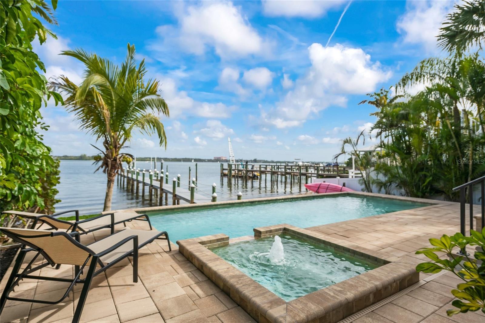 OCEAN VIEW - Residential